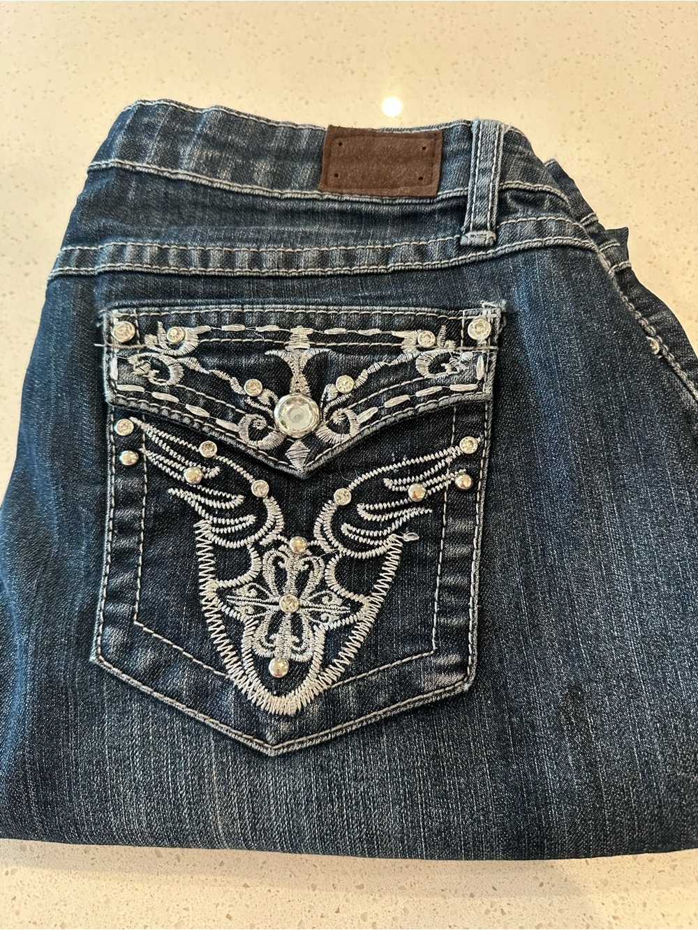 EARL JEANS Dark Wash Womens Jeans with Embroidered & Studded Back Pocket 14 P